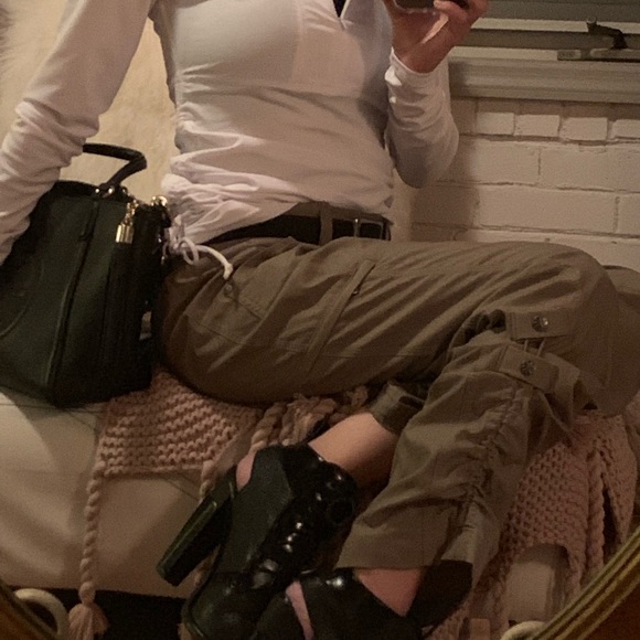 Meet your Posher, Chaya - Picture 6 of 6